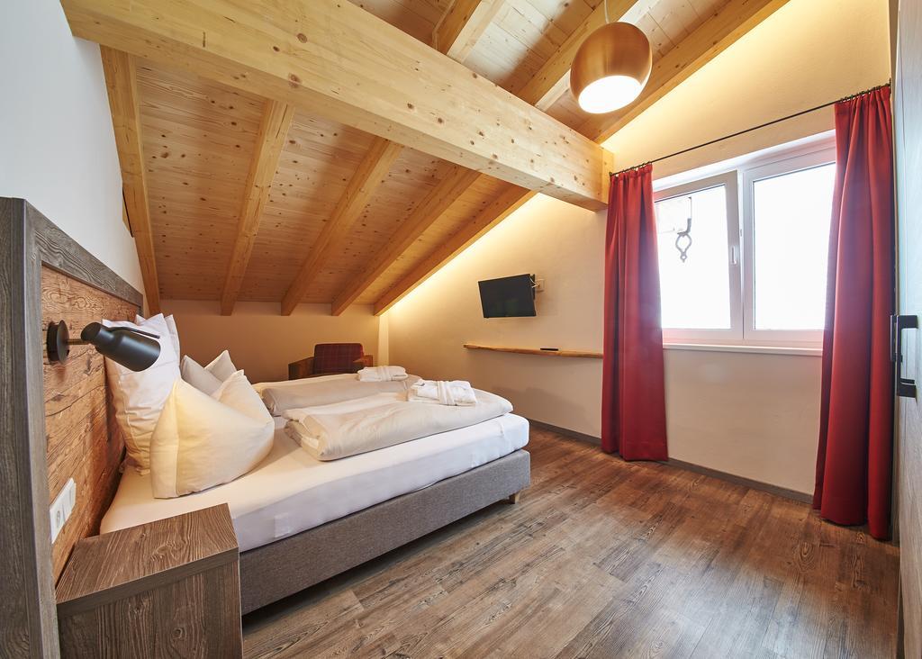 Appartements Liebe Heimat Saalbach Hinterglemm Szoba fotó